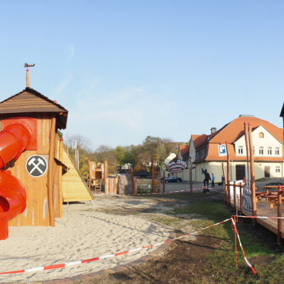 Spielplatz Burgkania: Übersicht